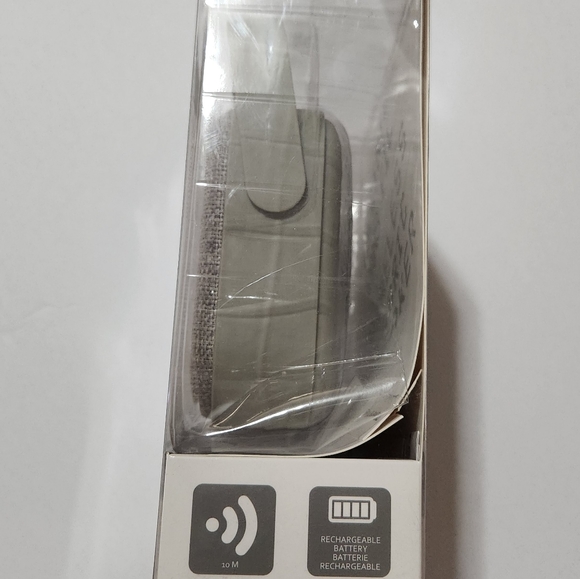 Sylvania Wireless Bluetooth Speaker - Picture 4 of 4